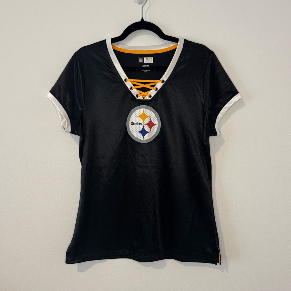 Pittsburgh Steelers Women’s Lace-Up V-Neck NFL Team Apparel Shirt Black Size L